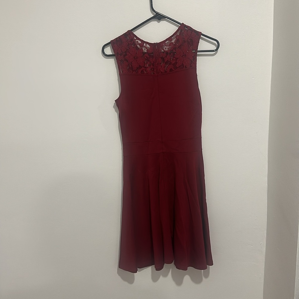 EUC Juniors Small Red dress perfect foe holidays - Picture 2 of 9